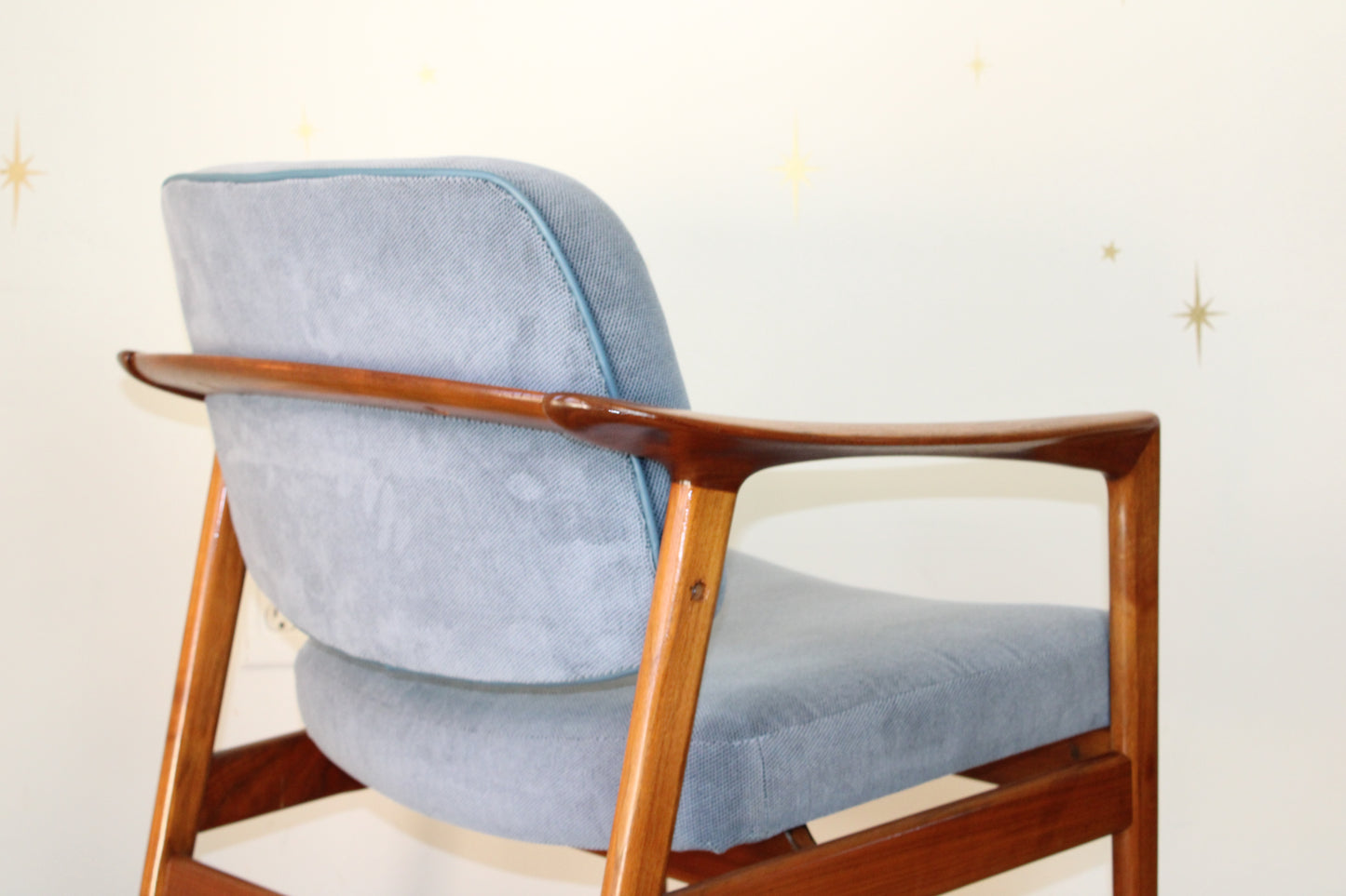 Folke Olhsson - Pair of "Ascot" Lounge/Accent Chairs