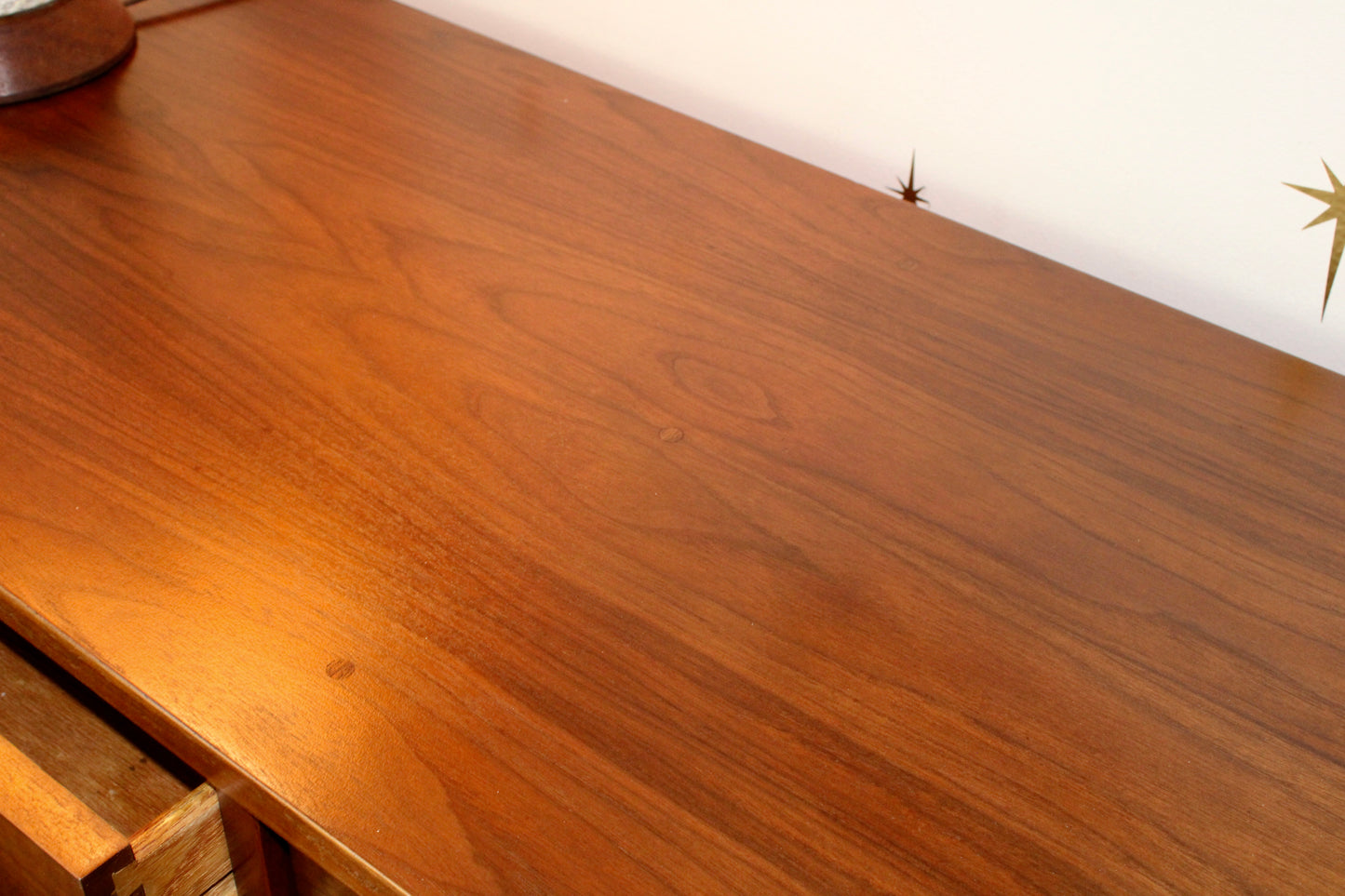 Richard Artschwager - Walnut 8 Drawer Double Dresser