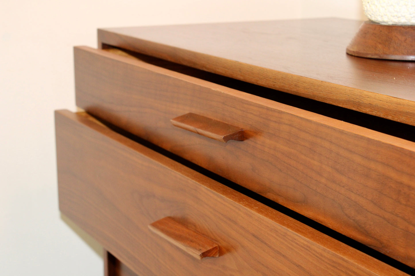 Richard Artschwager - Walnut 8 Drawer Double Dresser