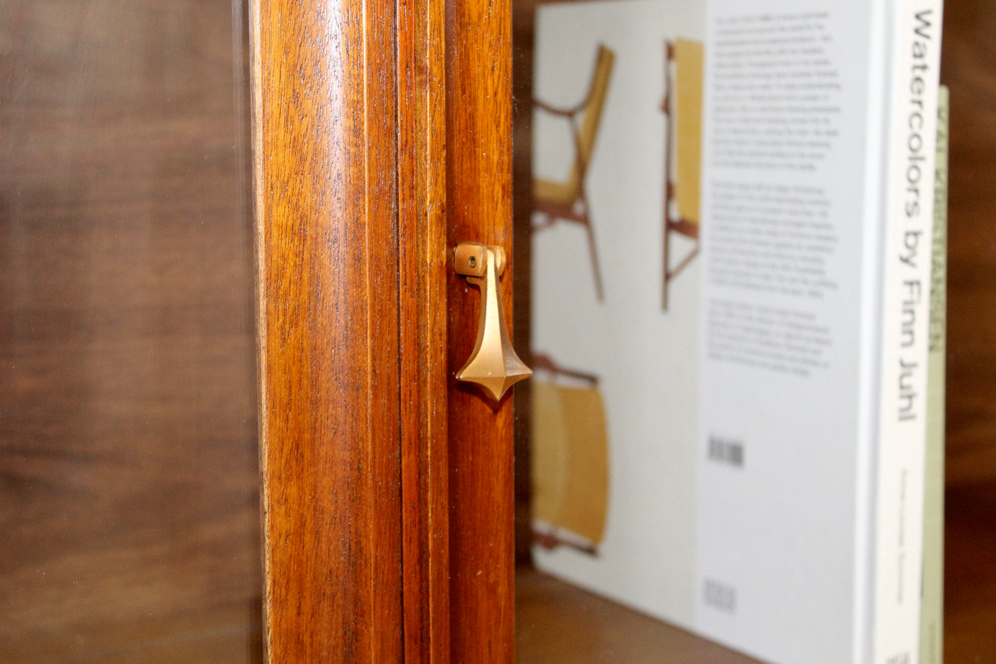 Broyhill Brasilia Display Cabinet/Bookcase
