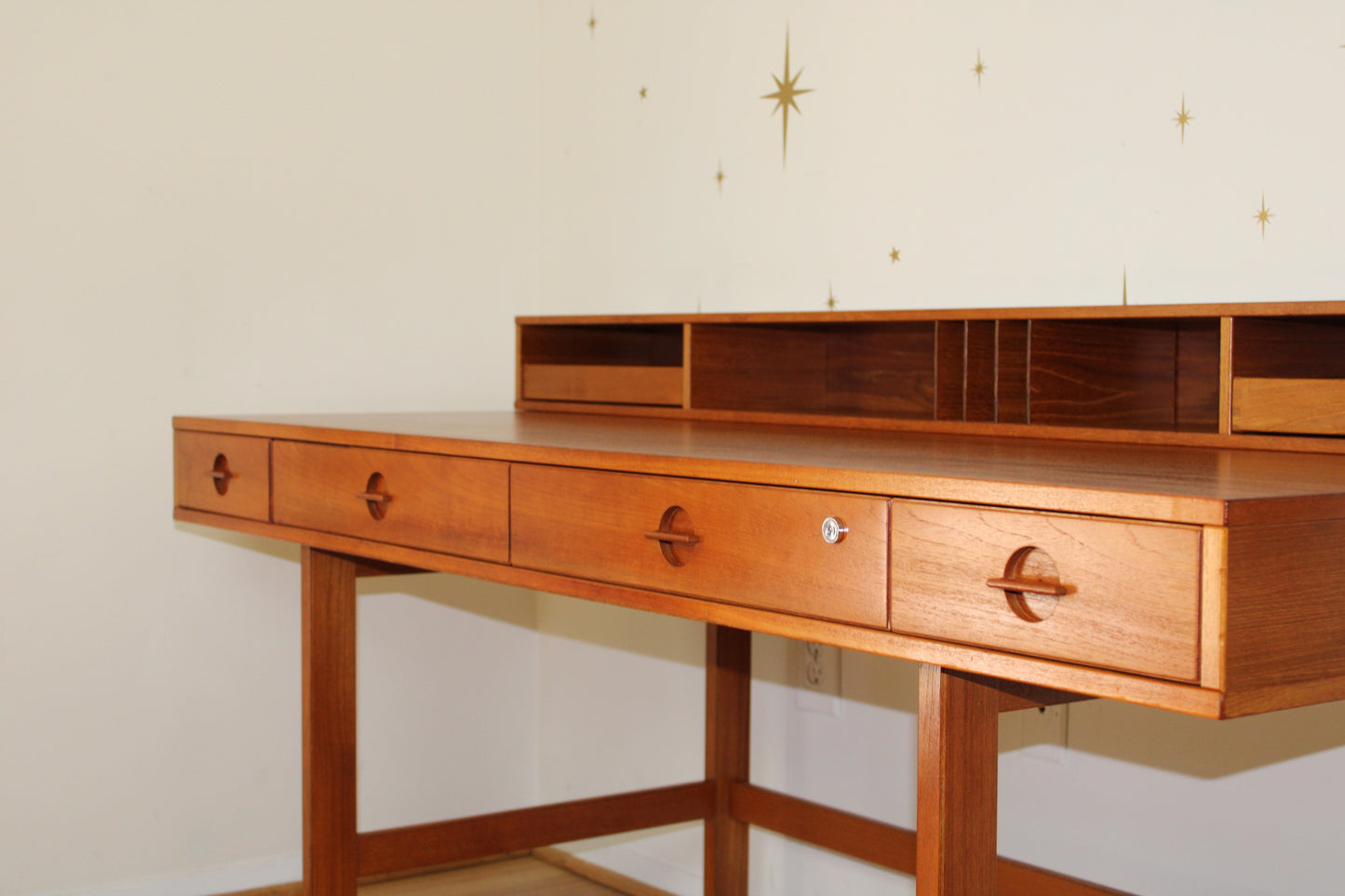 Peter Løvig Nielsen Partners Flip-Top Desk 1980s
