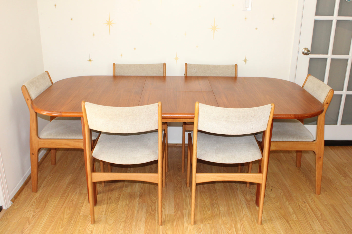 Vintage Teak Dining Table with Butterfly Leaf