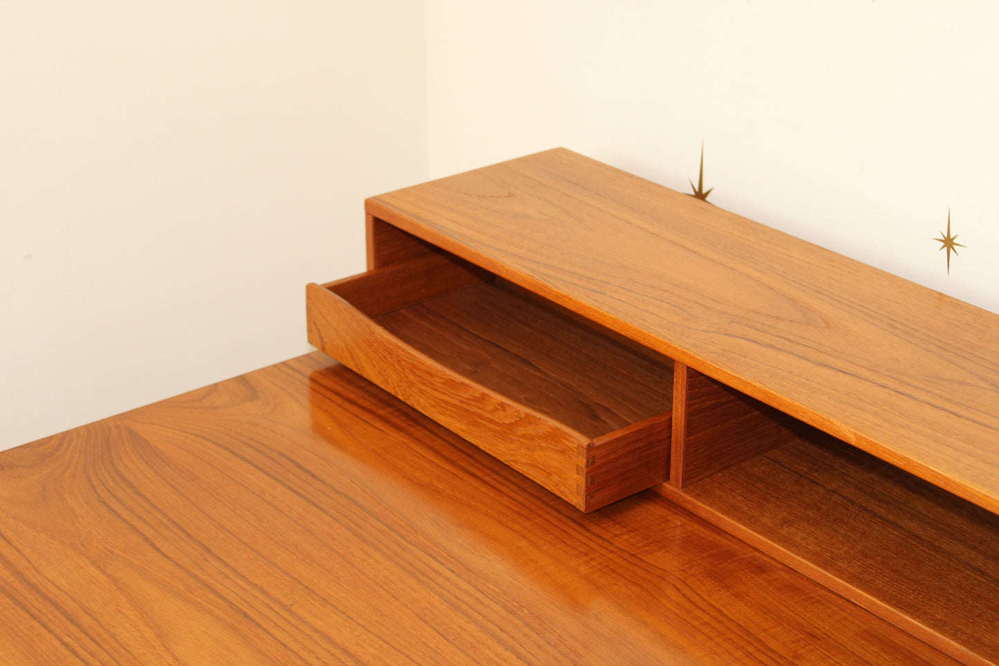 Peter Løvig Nielsen Partners Flip-Top Desk 1970s me
