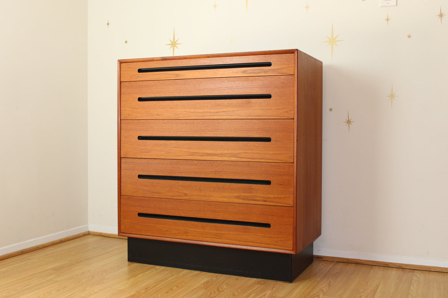 Westnofa Teak Chest of Drawers