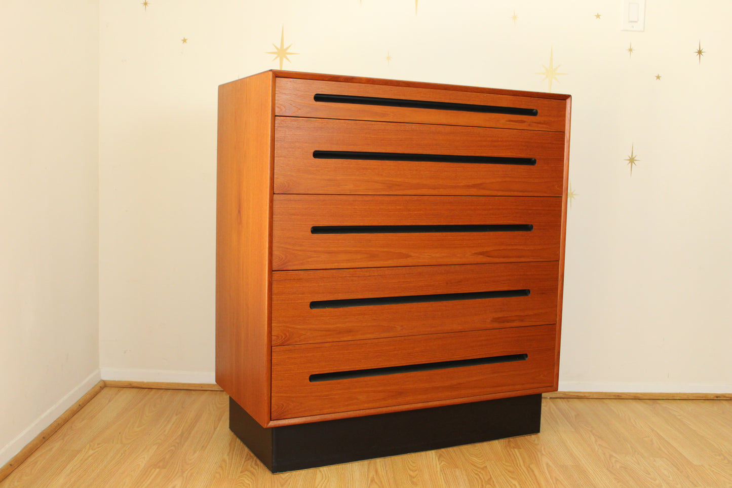 Westnofa Teak Chest of Drawers