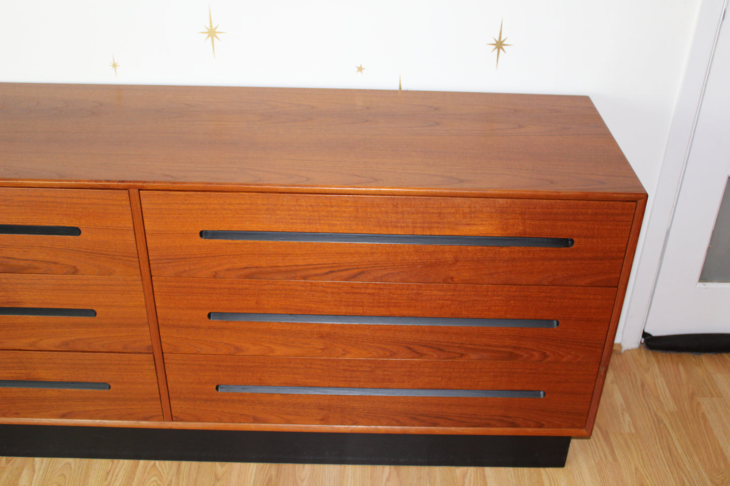 Westnofa Teak 6-Drawers Dresser