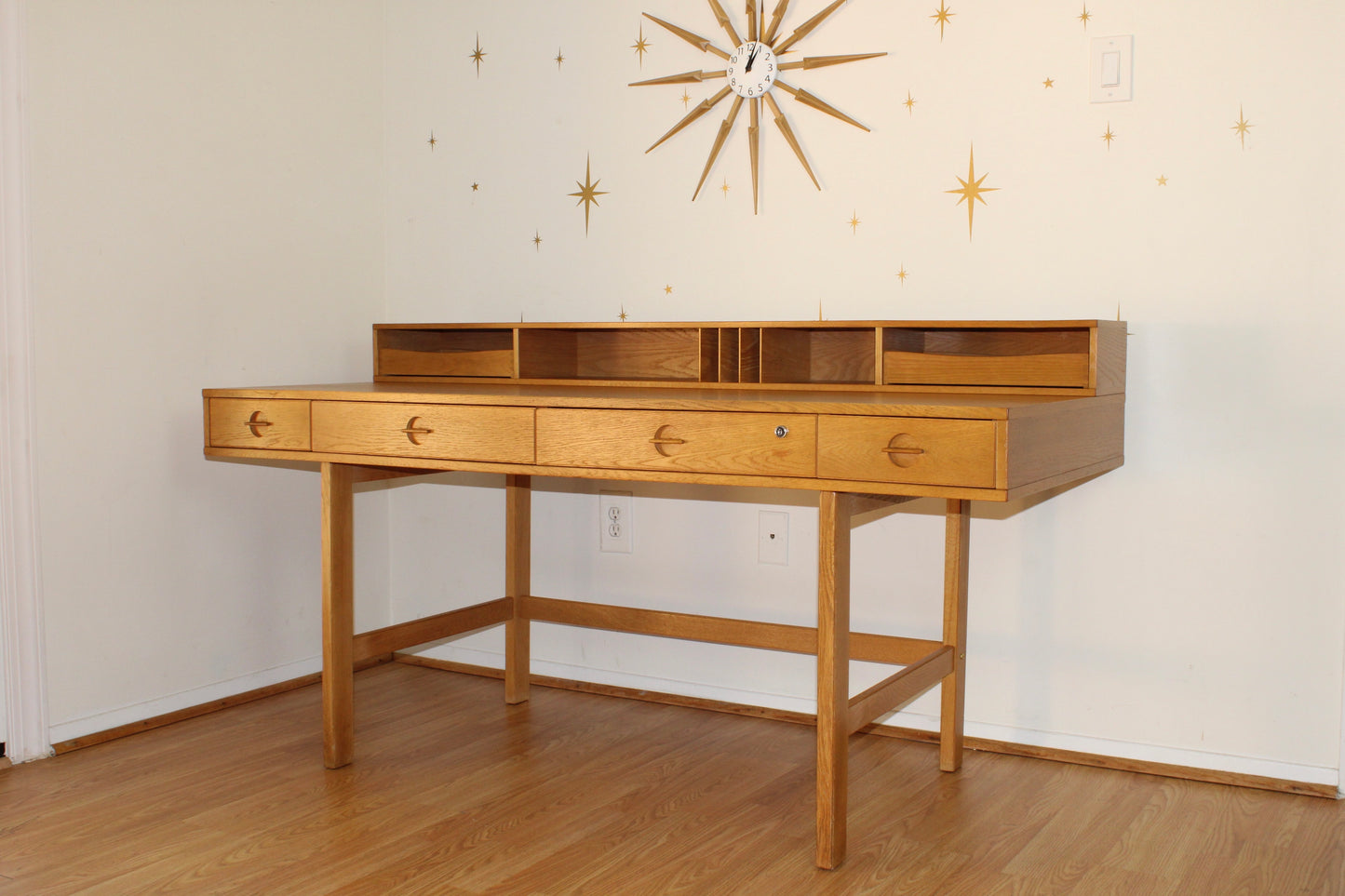 Danish Oak Peter Løvig Nielsen Partners Desk