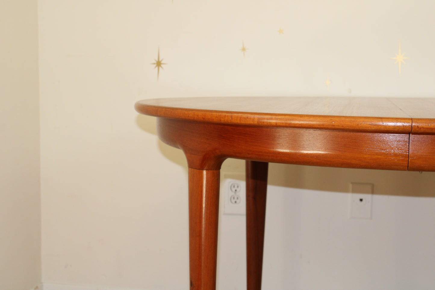 Round - Oval Danish Teak Dining Table by Johannes Andersen for Uldum