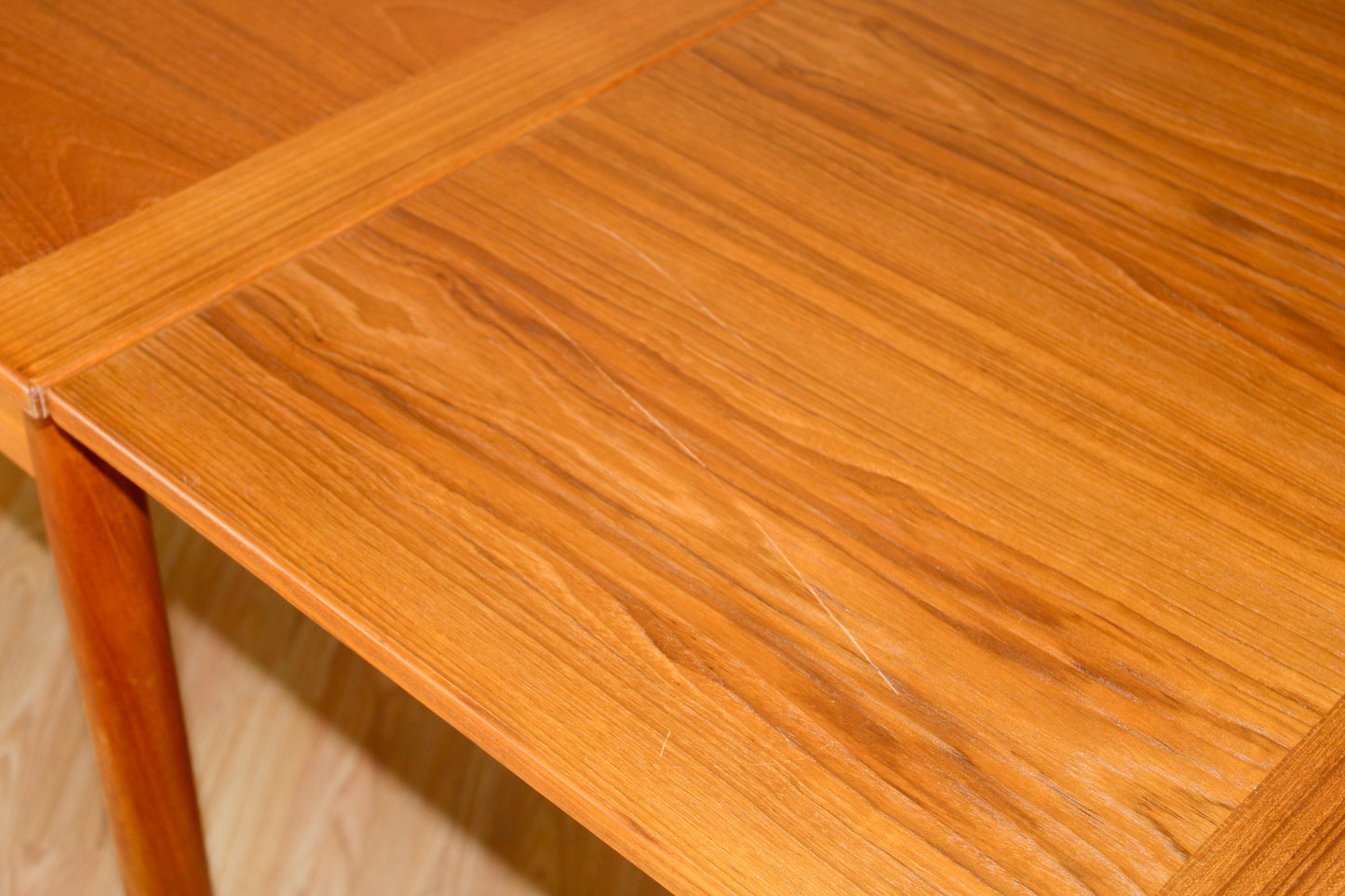 Danish Modern Teak Extending Dining Table w/ Leaves