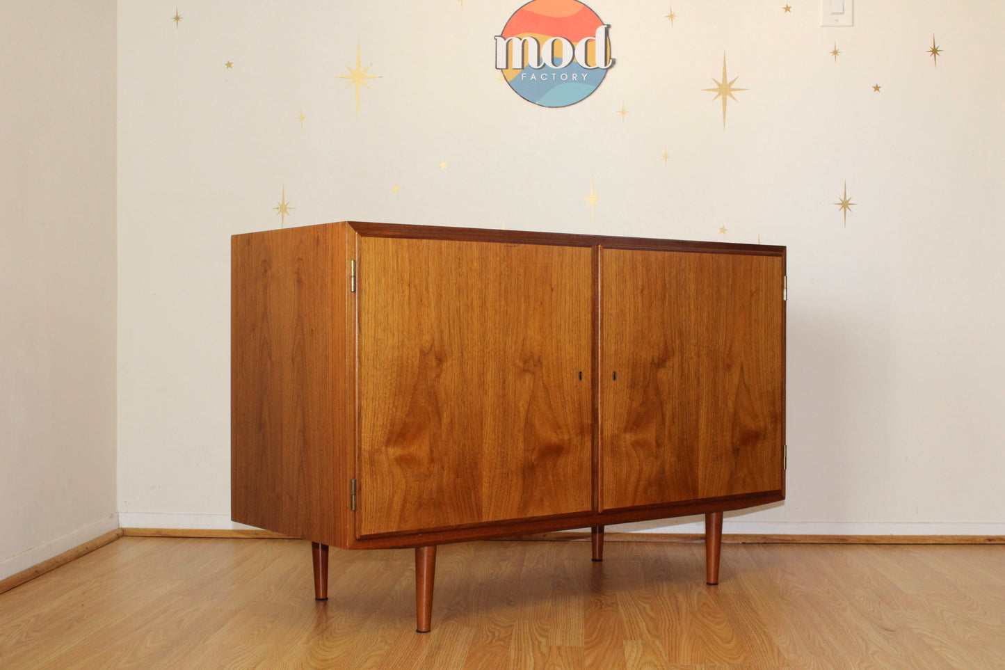 Carlo Jensen - Danish Modern Walnut Compact sideboard