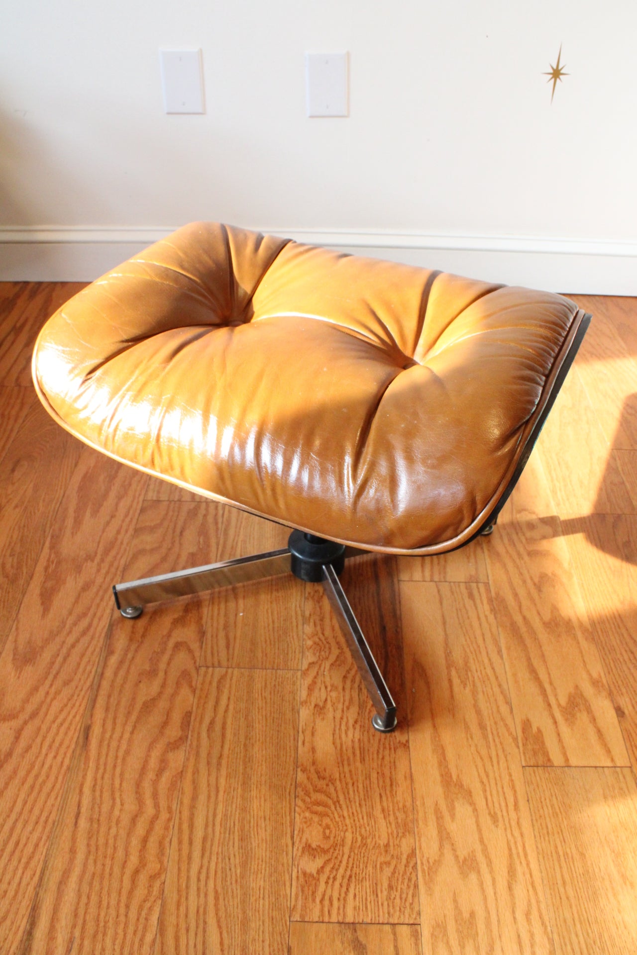 Camel Plycraft Lounge Chair
