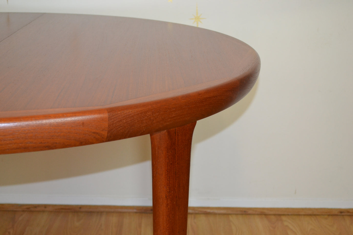 Danish Teak Round to Oval Dining Table V.V.Møbler, Spøttrup
