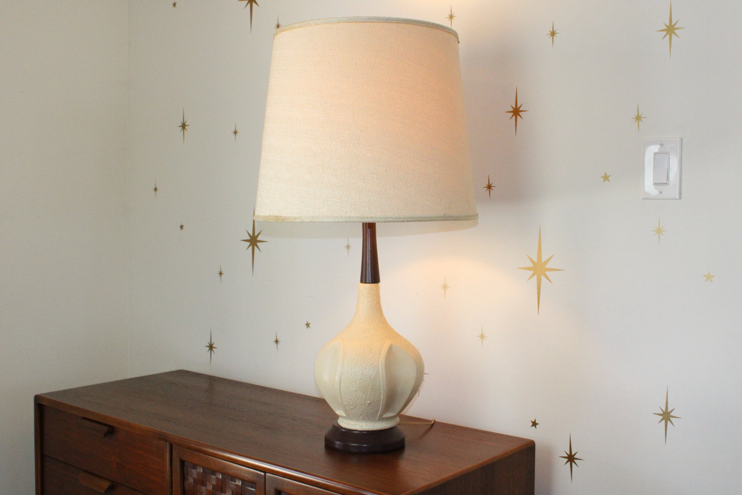 Vintage Ceramic Base Lamp
