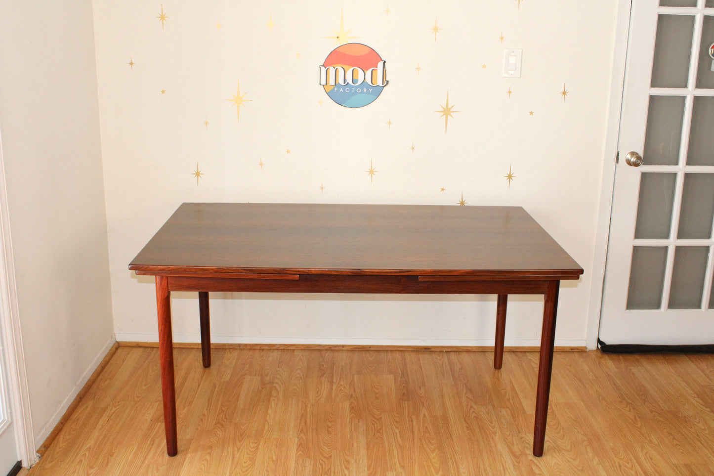 Danish Rosewood Dining Table w/ Refractory Leaves
