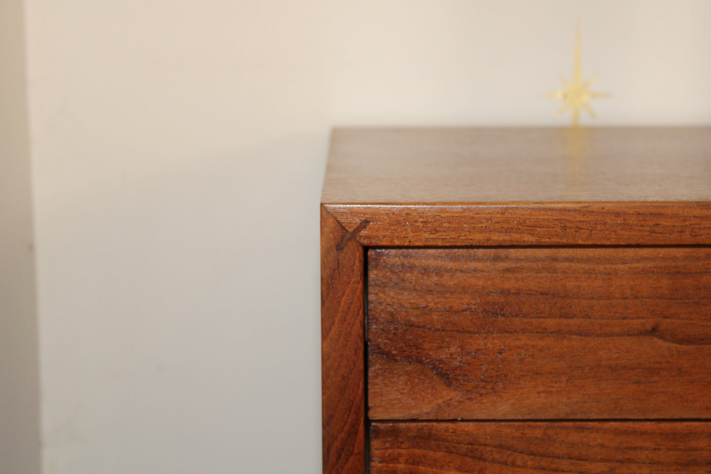 Richard Artschwager - American Modernist Walnut Double Dresser