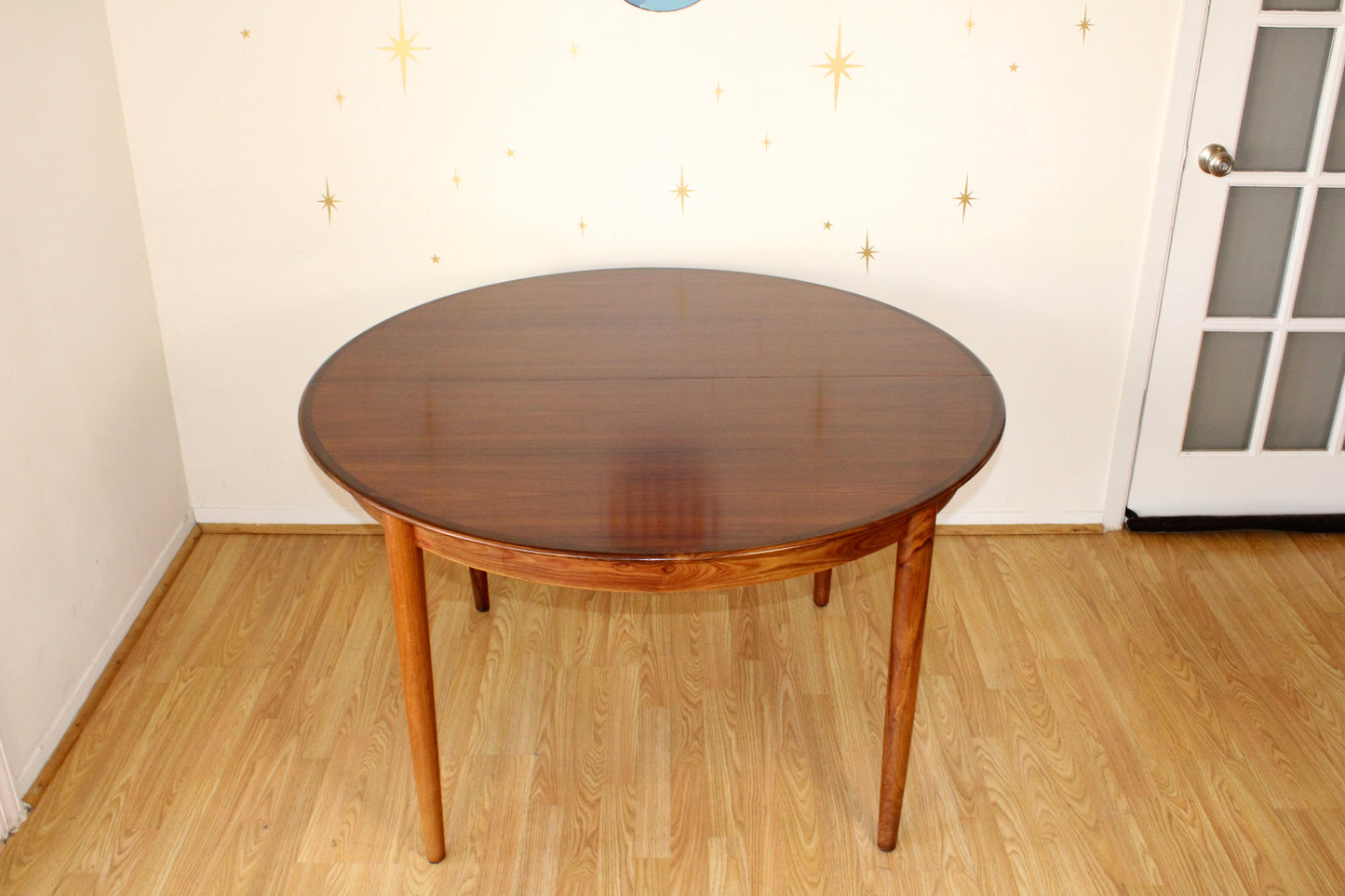 Danish Rosewood Expanding Dining Table w/ 2 leaves