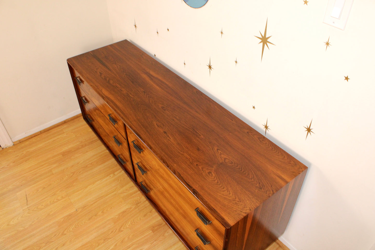 Mid-Century Modern Rosewood Long Dresser/Credenza