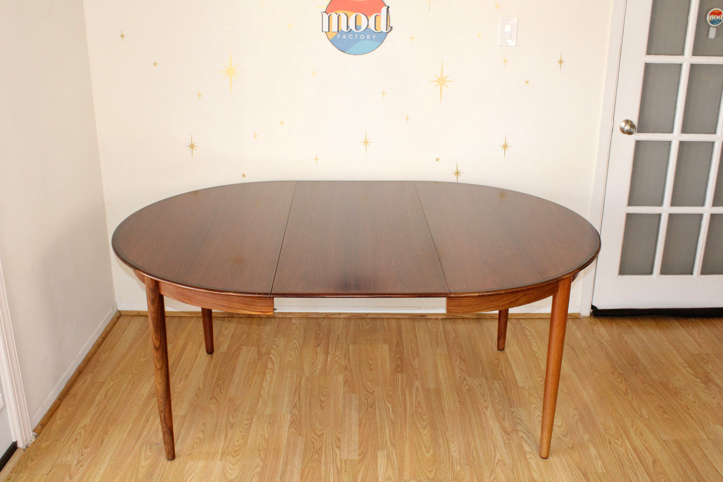 Danish Rosewood Expanding Dining Table w/ 2 leaves