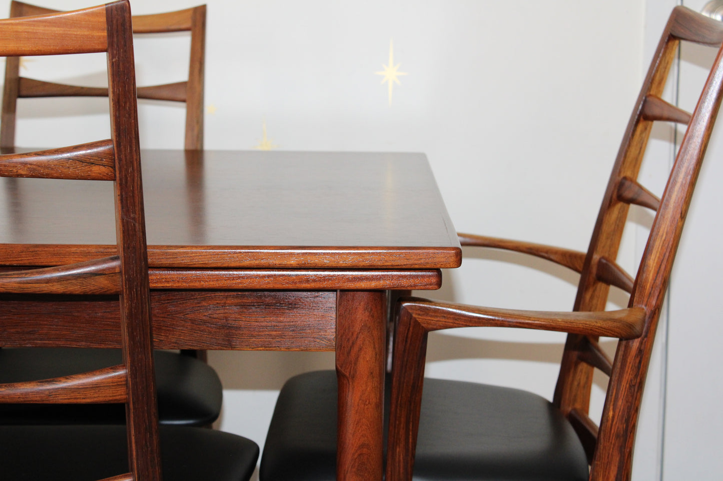 Danish Rosewood Dining Table w/ Refractory Leaves