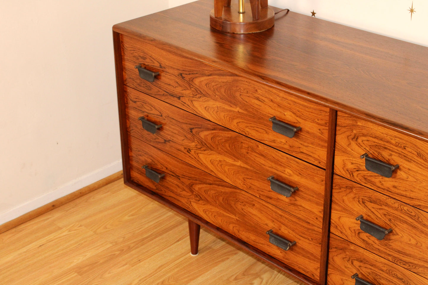 Mid-Century Modern Rosewood Long Dresser/Credenza