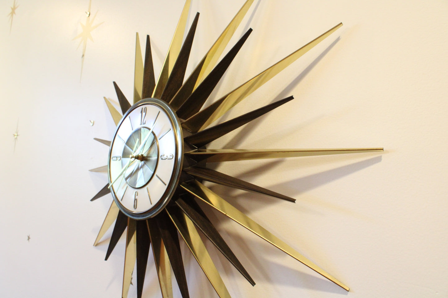 Elgin Starburst Wall Clock