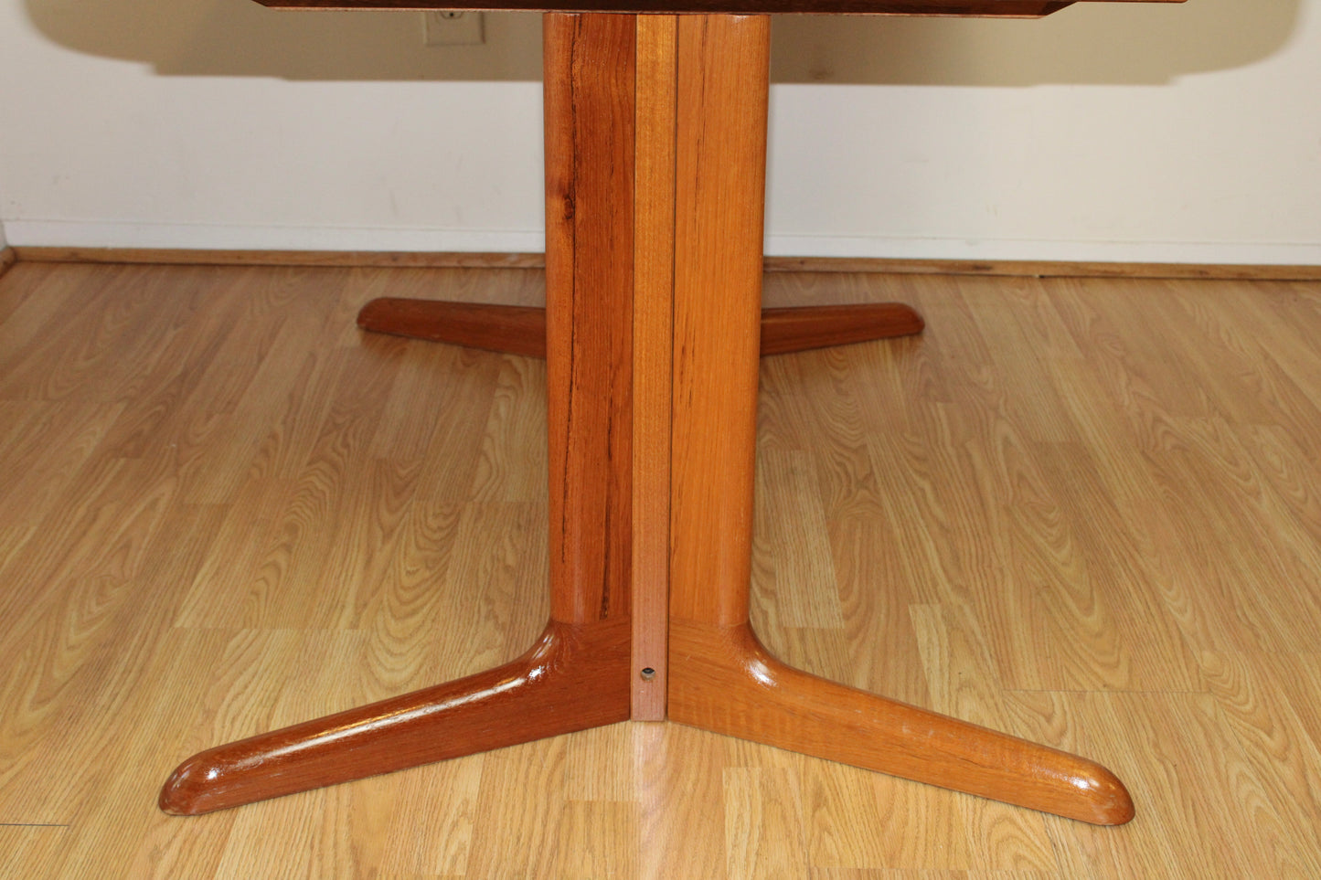 Danish Modern Teak Dining Table w/ 2 Leaves