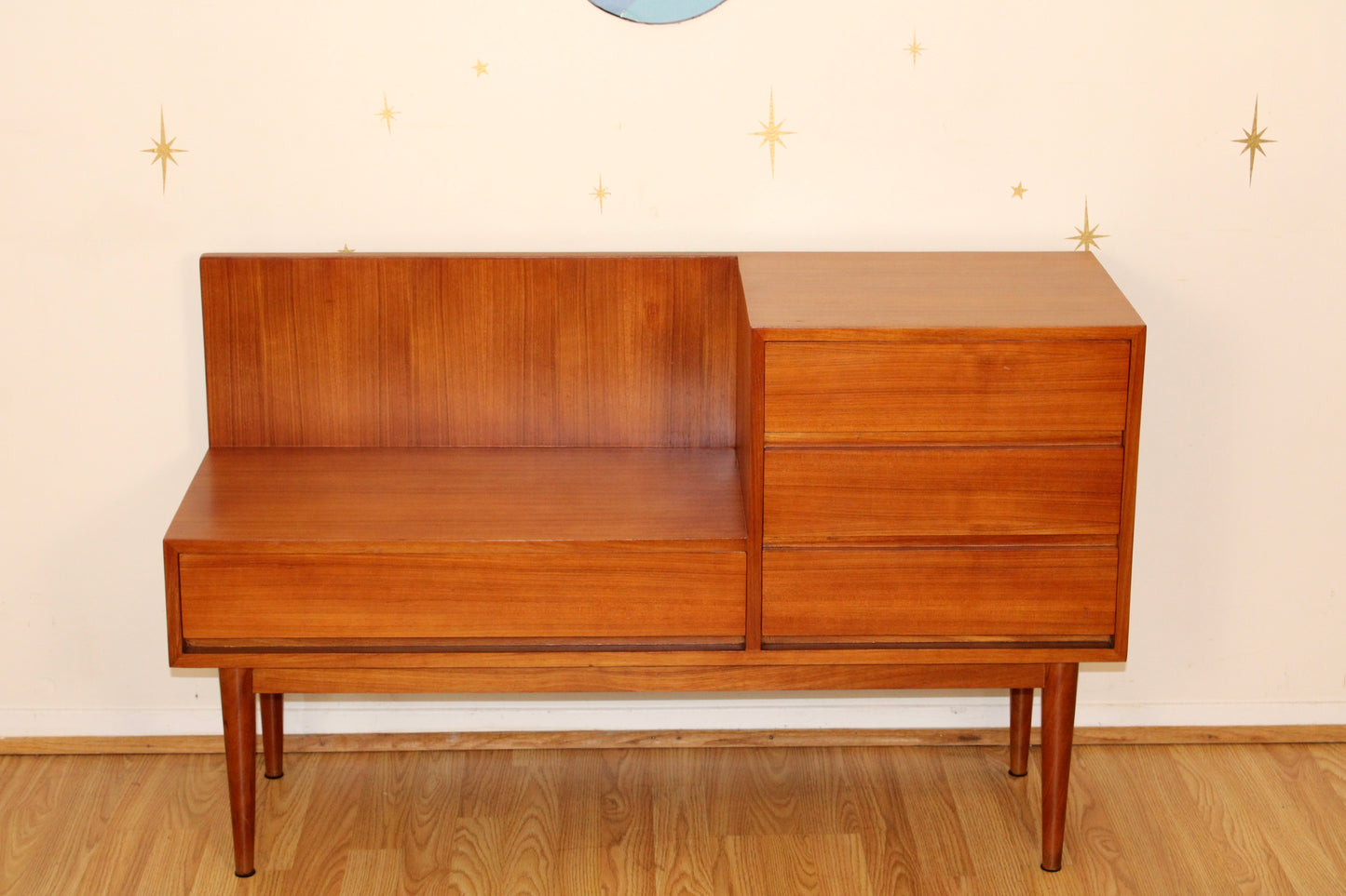 Vintage Teak Entryway/Gossip Bench
