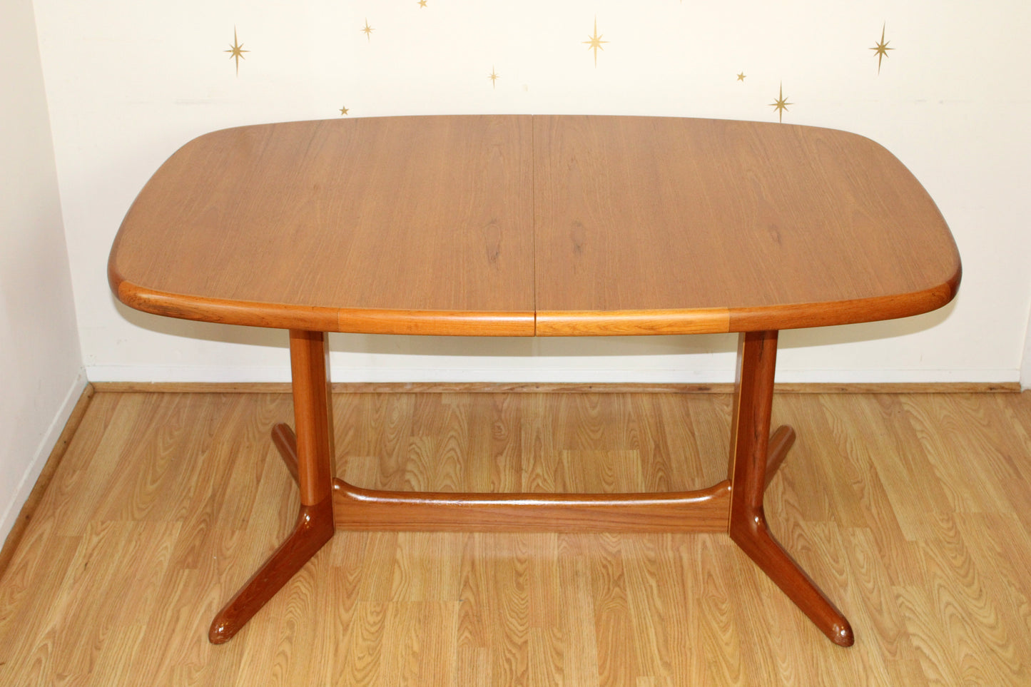 Danish Modern Teak Dining Table w/ 2 Leaves