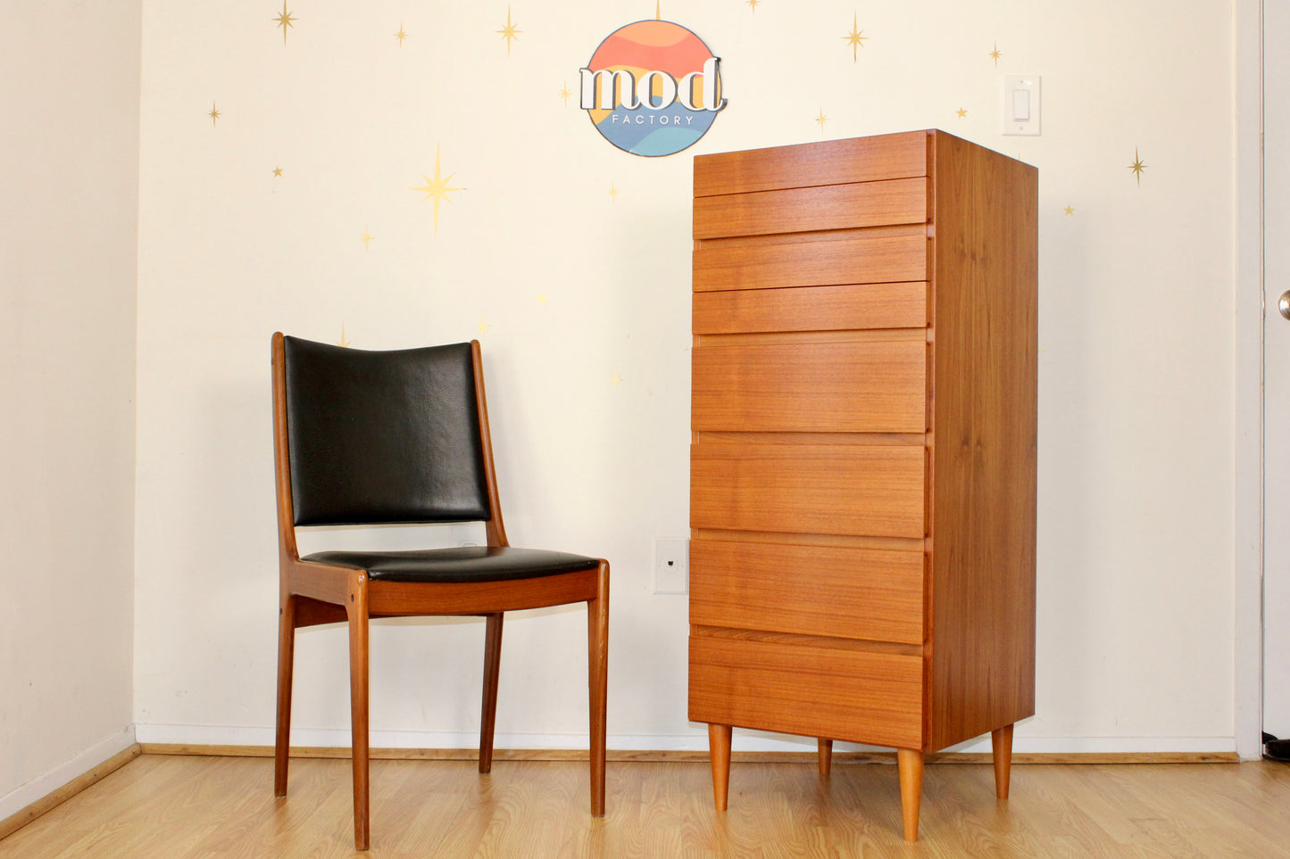 Arne W. Iversen - Danish Teak Compact Chest of Drawers Mod Factory DMV Arne W. Iversen - Danish Teak Compact Chest of Drawers Mod Factory DMV