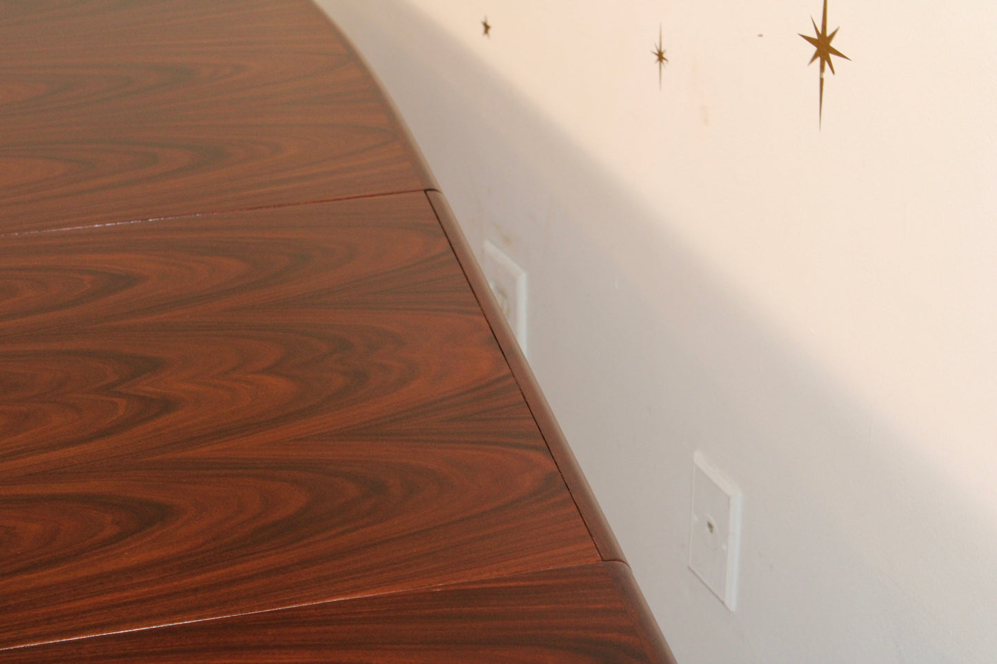 Danish Rosewood Expanding Dining Table w/ 2 Leaves