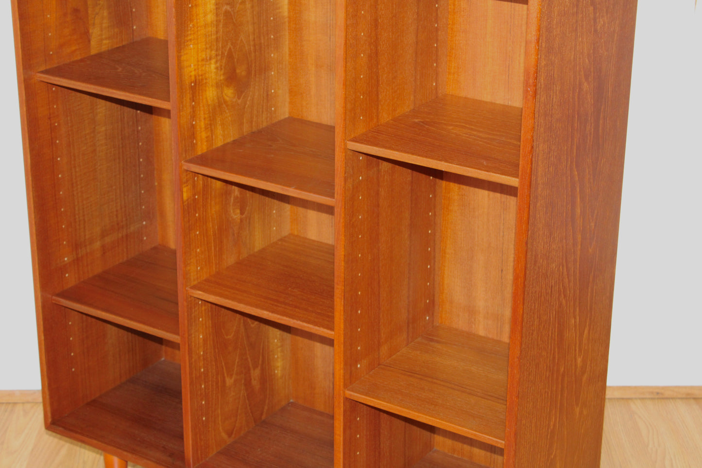 Danish Teak Compact Display/Bookcase by Hansen & Guldborg