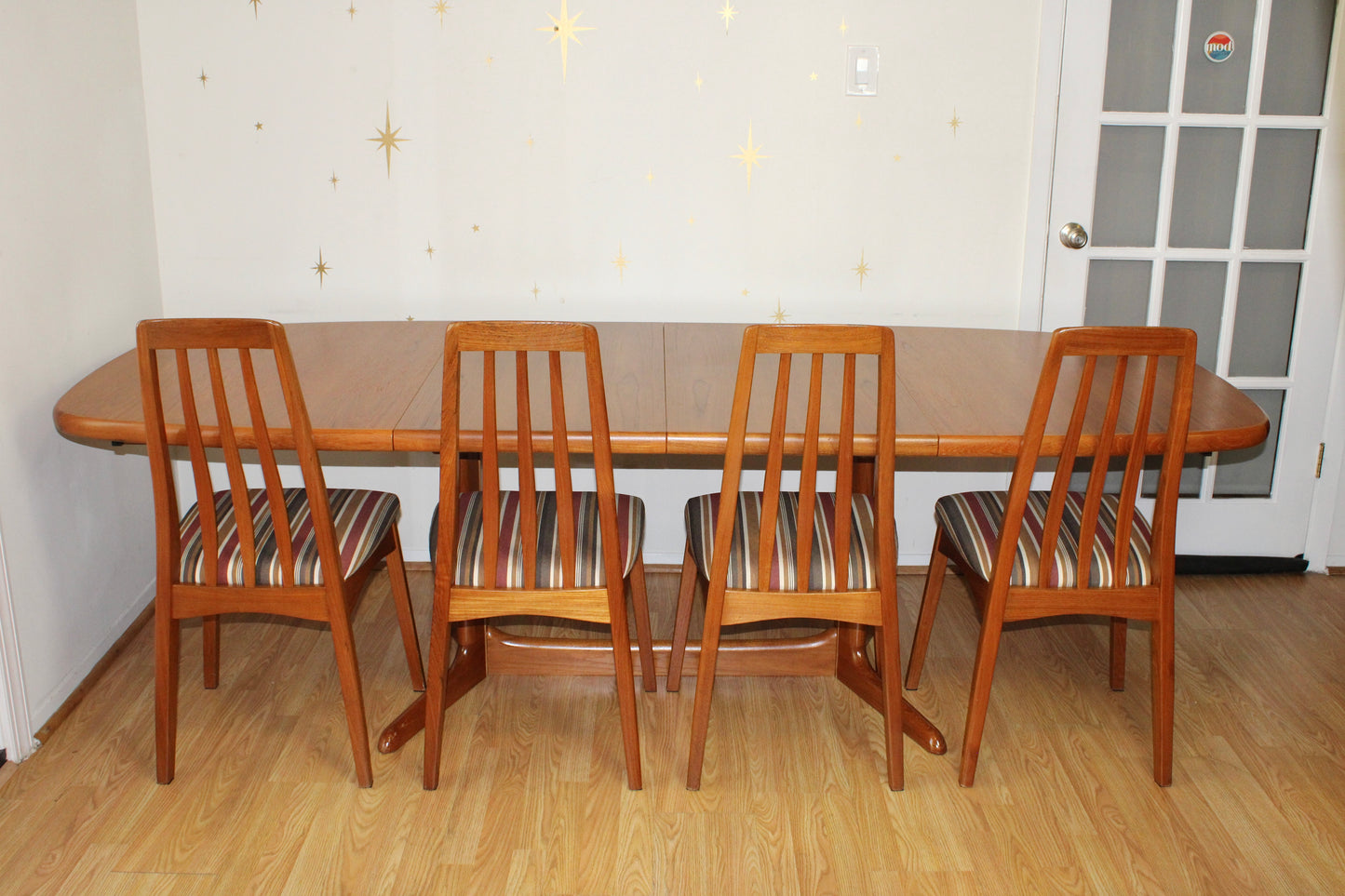 Danish Modern Teak Dining Table w/ 2 Leaves