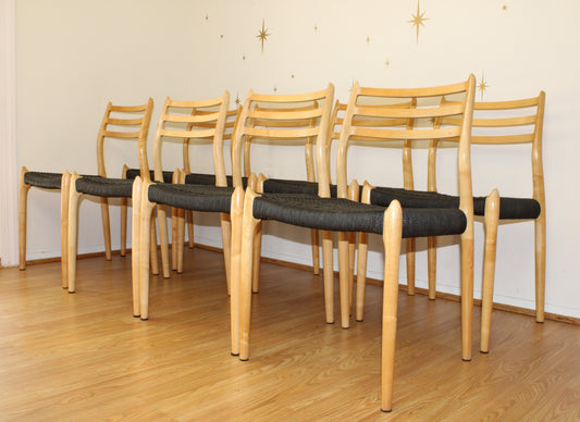 Set of 10 Danish Modern Tiger Maple Dining Chair - Niels Otto Møller