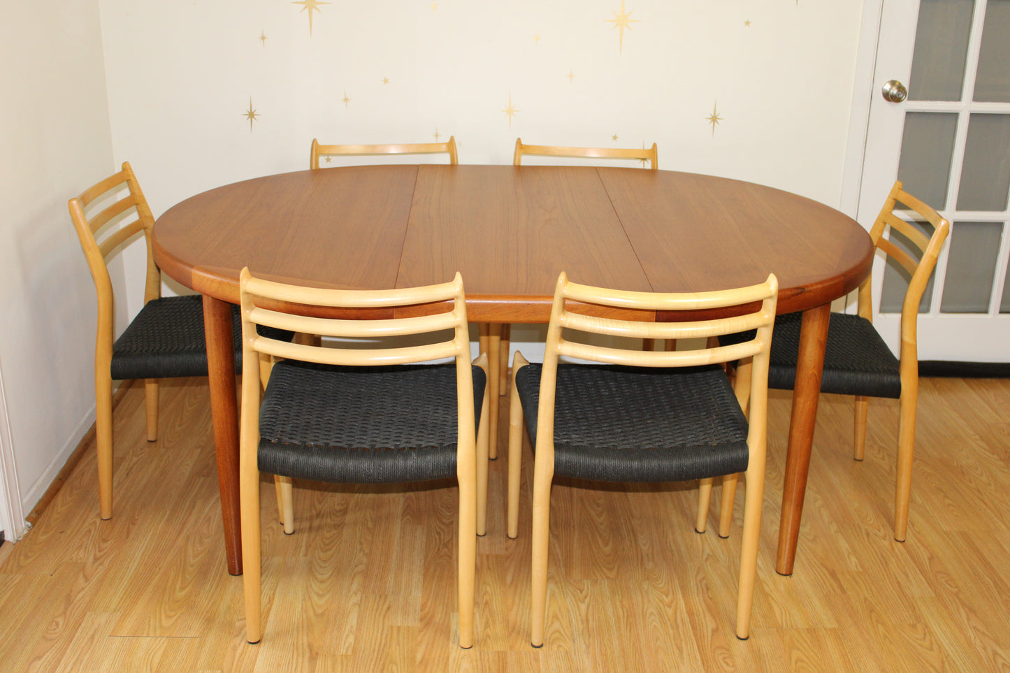 Danish Modern Teak Extendable Dining Table w/ Leaf