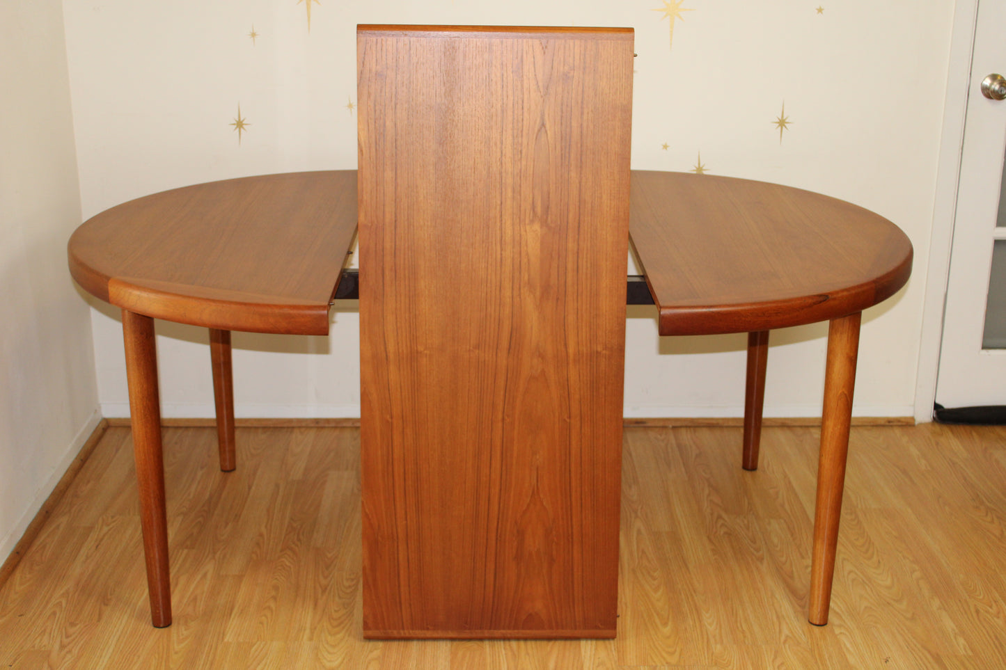 Danish Modern Teak Extendable Dining Table w/ Leaf