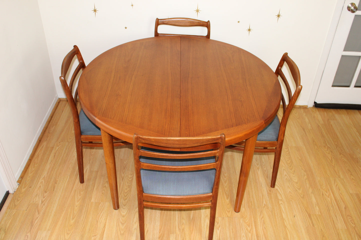 Danish Modern Teak Extendable Dining Table w/ Leaf