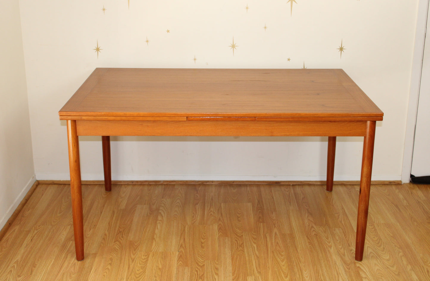 Danish Modern Teak Extending Dining Table w/ Leaves