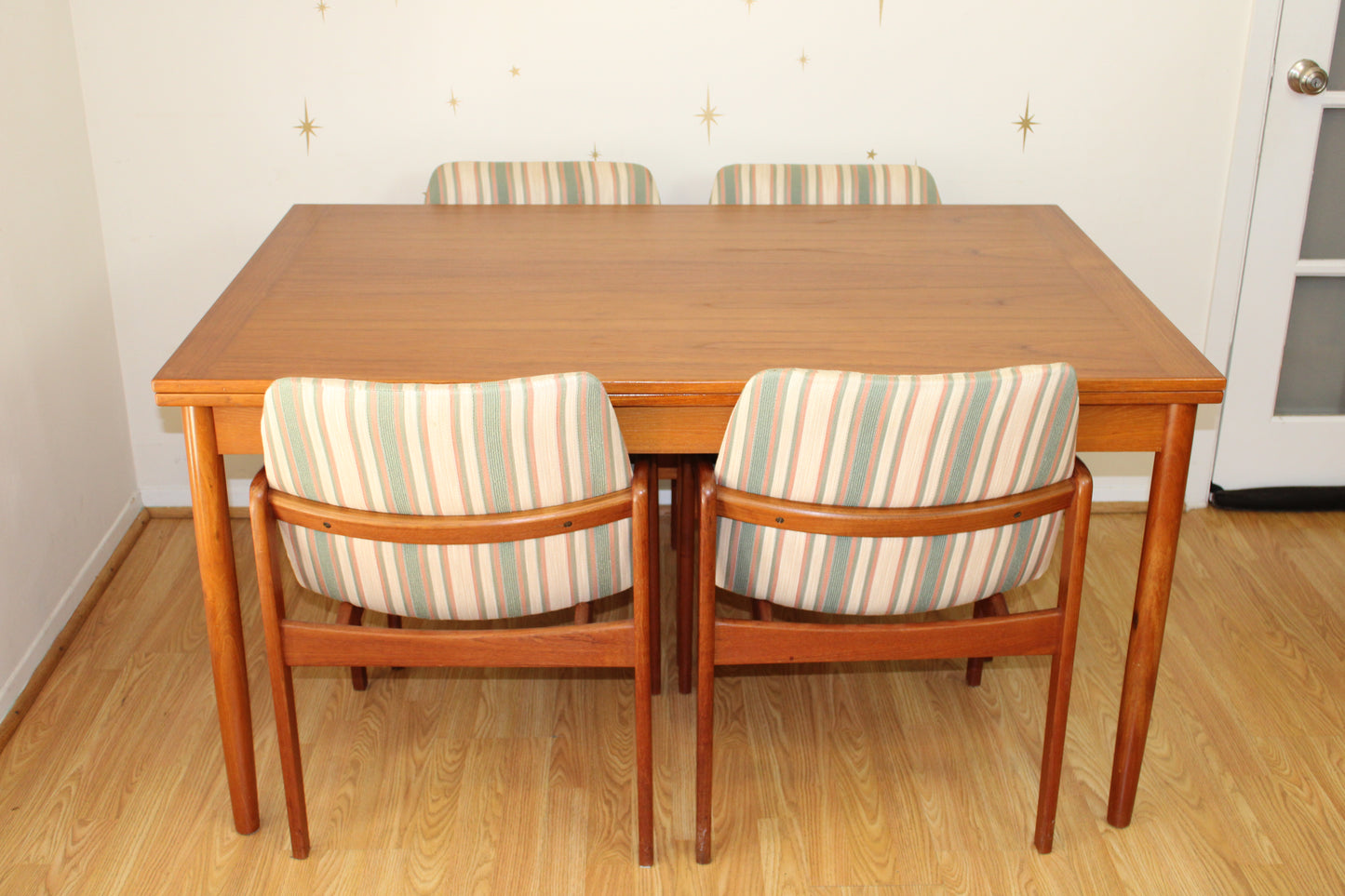 Danish Modern Teak Extending Dining Table w/ Leaves