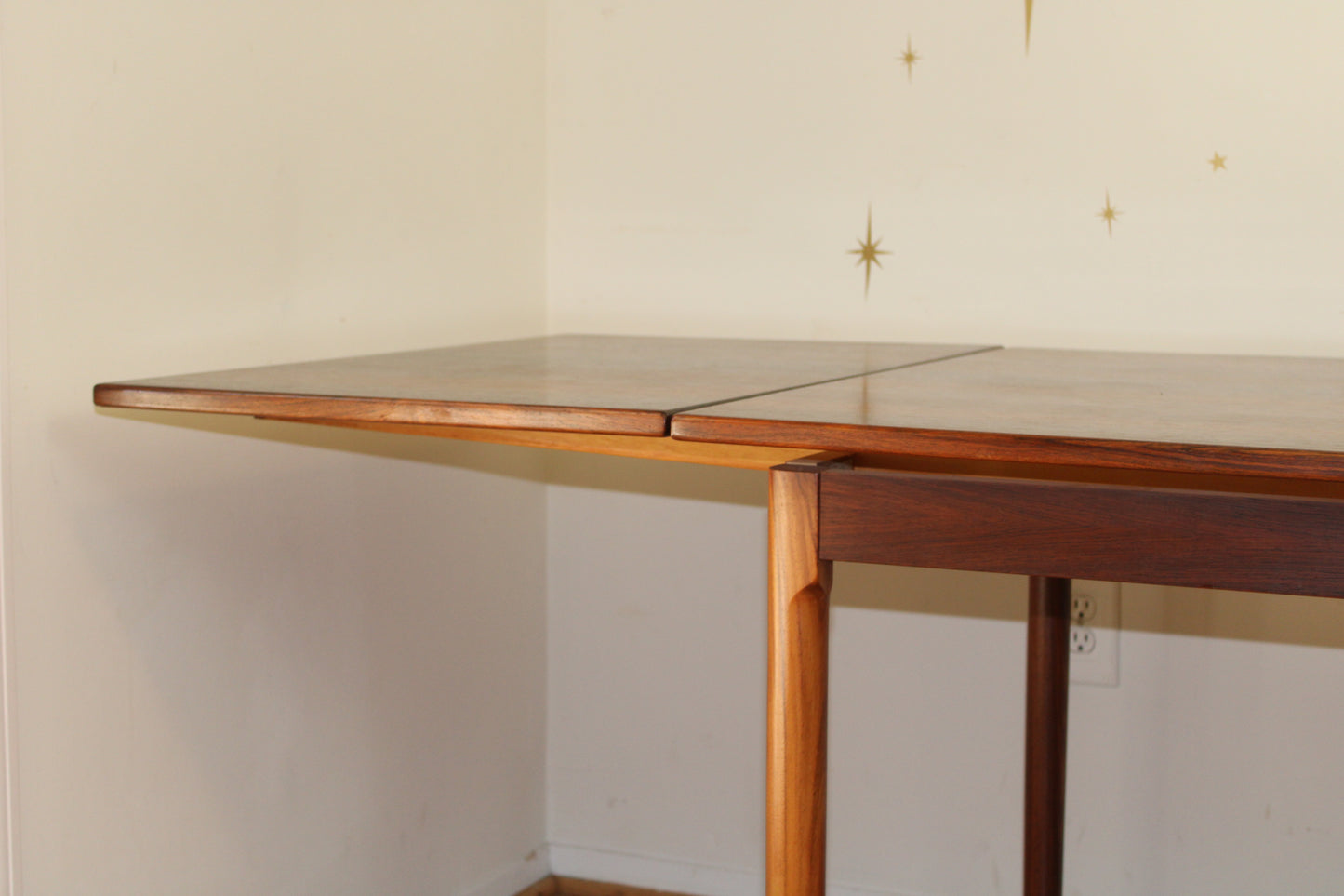 Danish Brazilian Rosewood Dining Table w/ Refractory Leaves