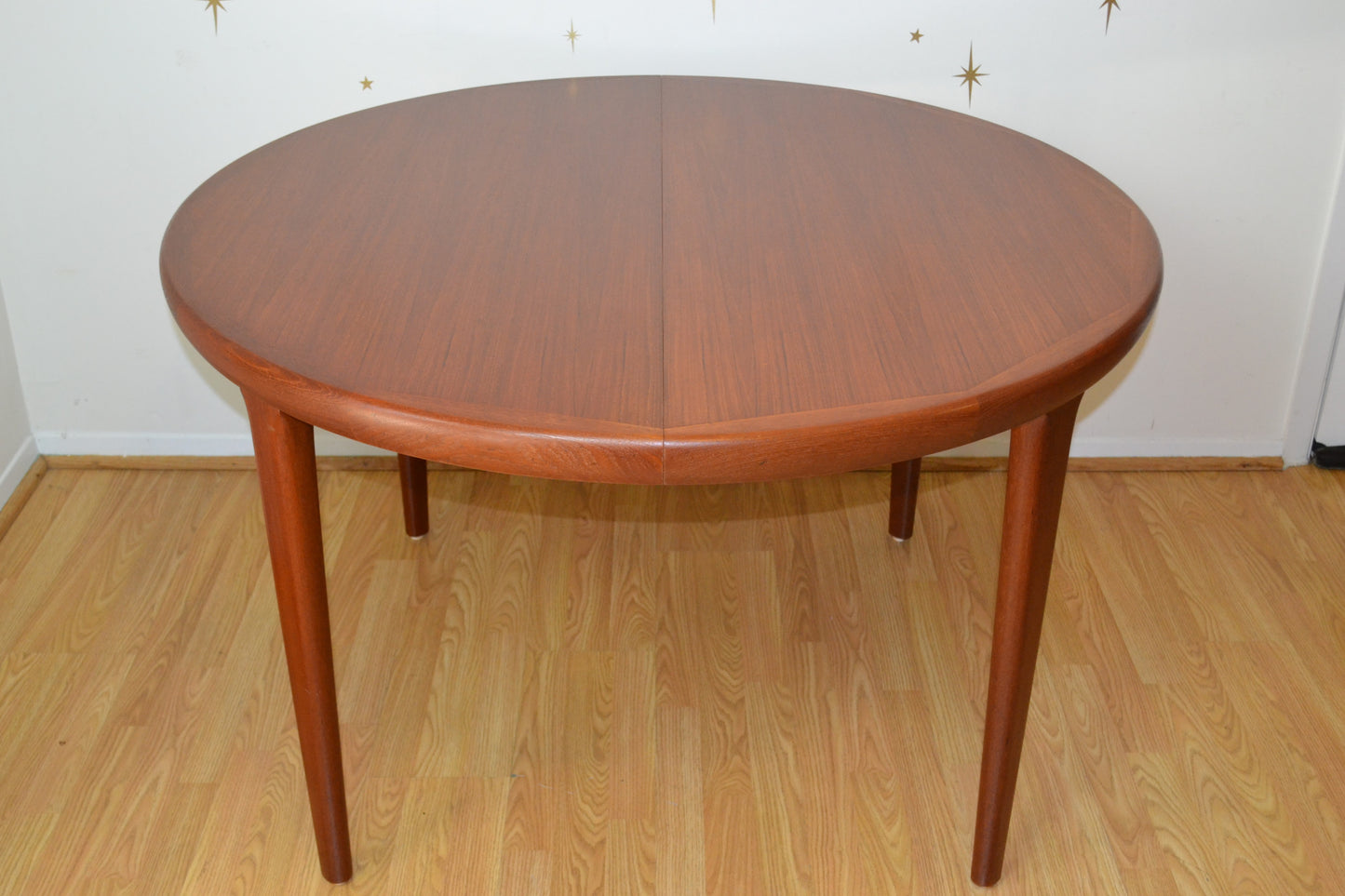 Danish Teak Round to Oval Dining Table V.V.Møbler, Spøttrup