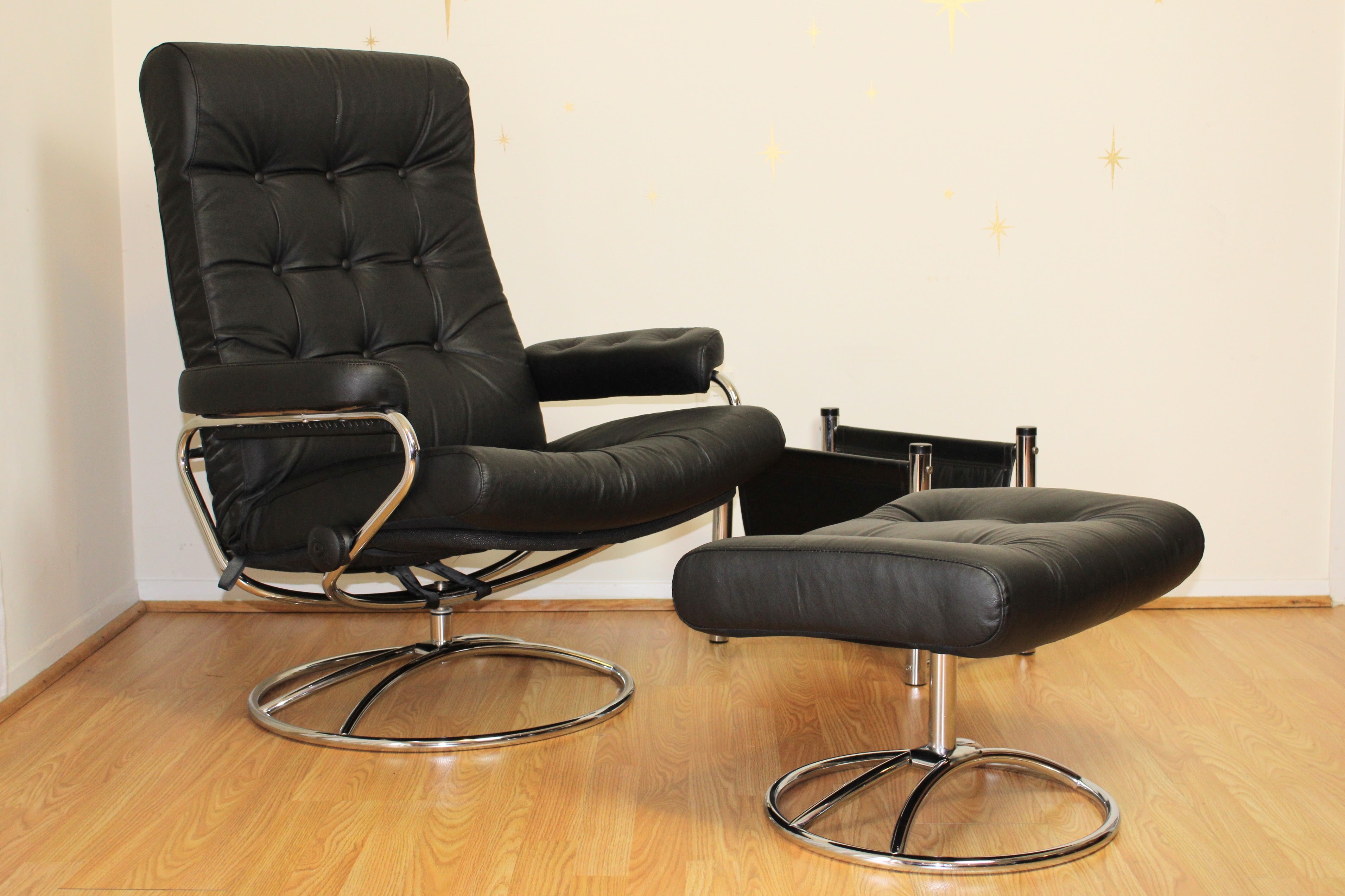 Vintage ekornes chair hot sale