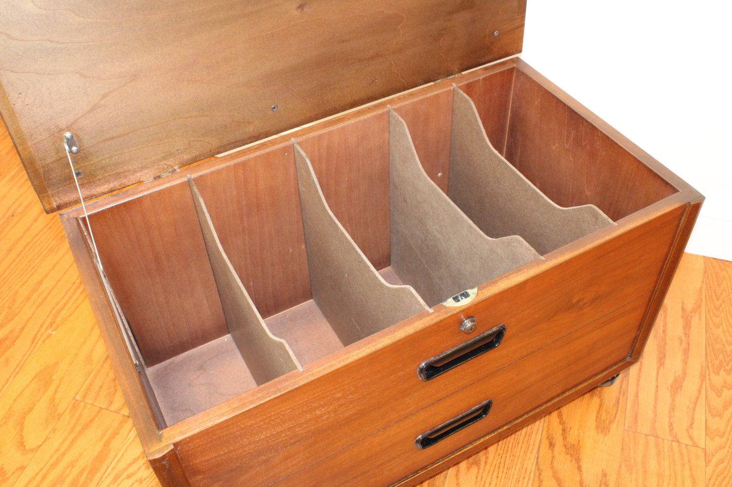 Lane Rolling Record Storage Bench